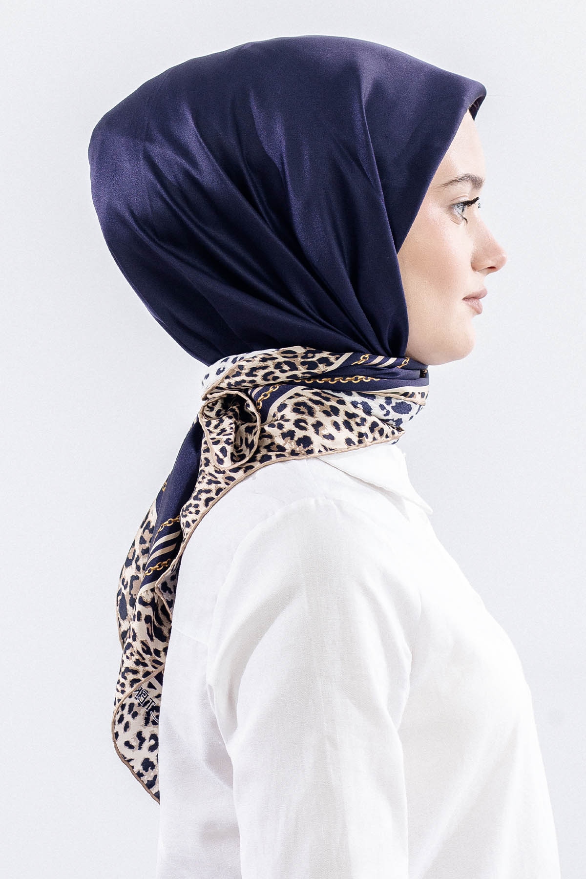 10748 İpek Eşarp Sura Kumas Kenari Leopar - Sax - 3