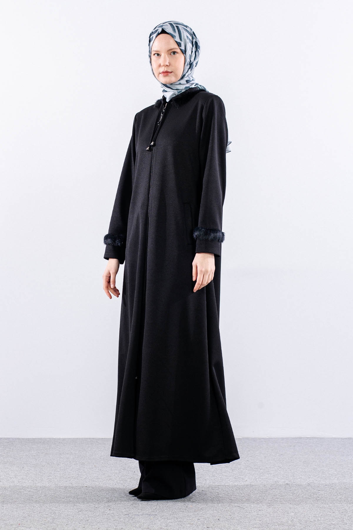 1173 Ferace 42-52 Kurk Detay Kis Kumas - Siyah - 2