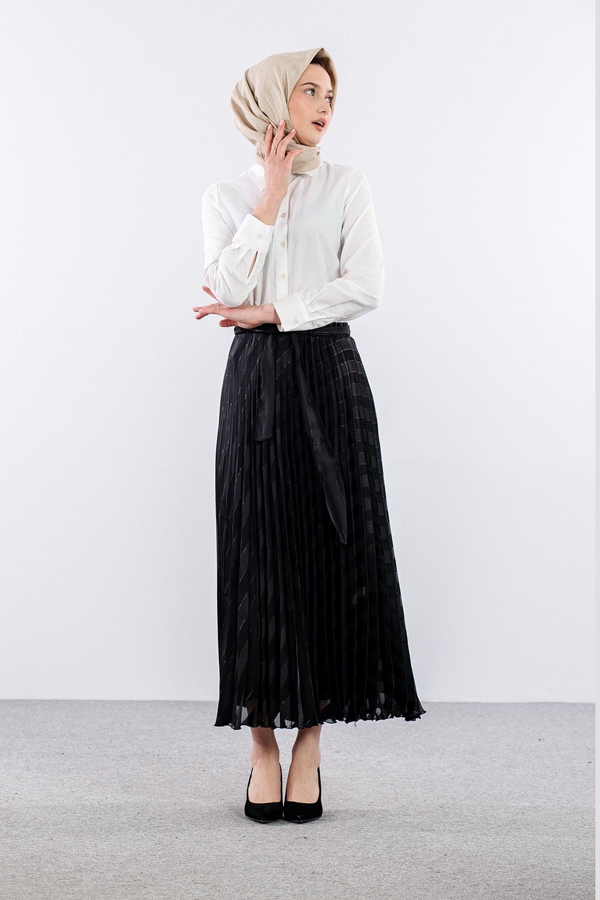 3701 Etek 38-46 Plise Jakar Sifon - Siyah - 1