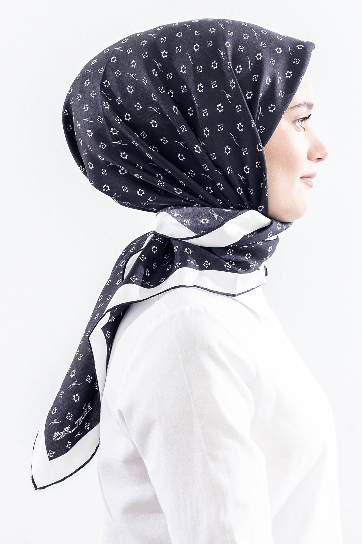 4639 İpek Eşarp Tvil Kumas Monogram - Siyah_beyaz - 3