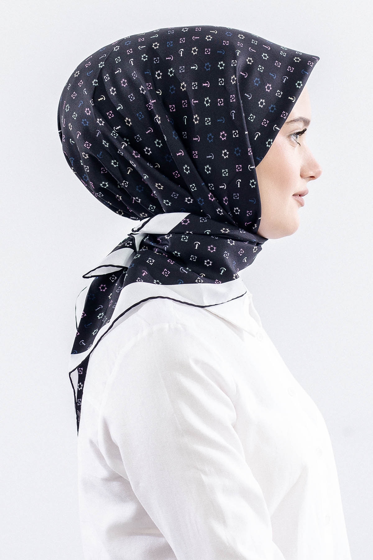 4639 İpek Eşarp Tvil Kumas Monogram - Siyah_renkli - 3