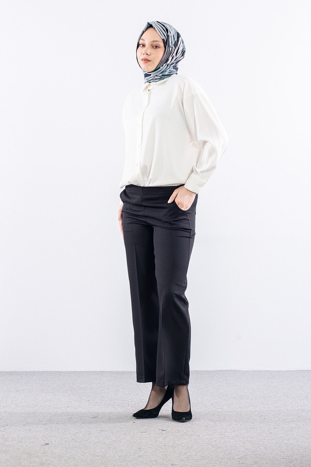 5016 Pantolon 40-50 - Siyah - - 1