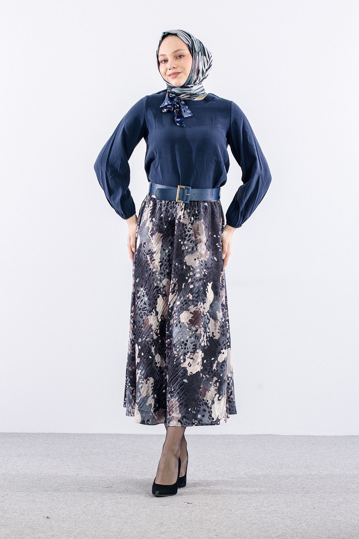 7724 E.takim 38-44 Saten Desen - Lacivert - 1