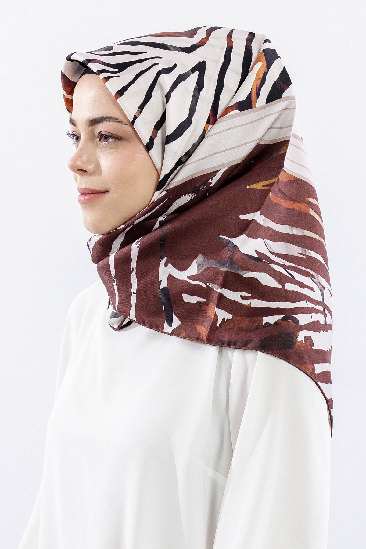 Dg18336 İpek Eşarp Tasarim Tvil Kumas - Bordo - 2